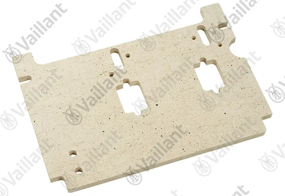 Vaillant Isolierplatte aus hellem Material mit mehreren Ausschnitten und Bohrungen für Montagezwecke, geeignet für Heizungsanwendungen.
